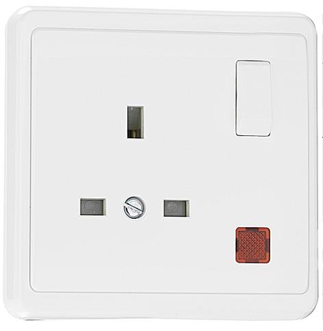  Earth Socket (British Type) with Switch and Pilot Lamp